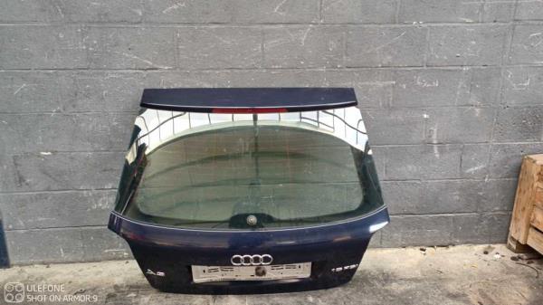 HAYON AUDI A3  - Vue 1